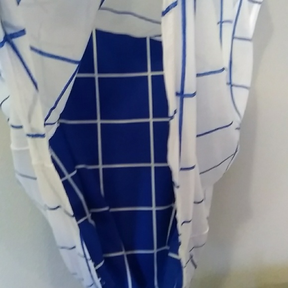 Blouse - Picture 2 of 2